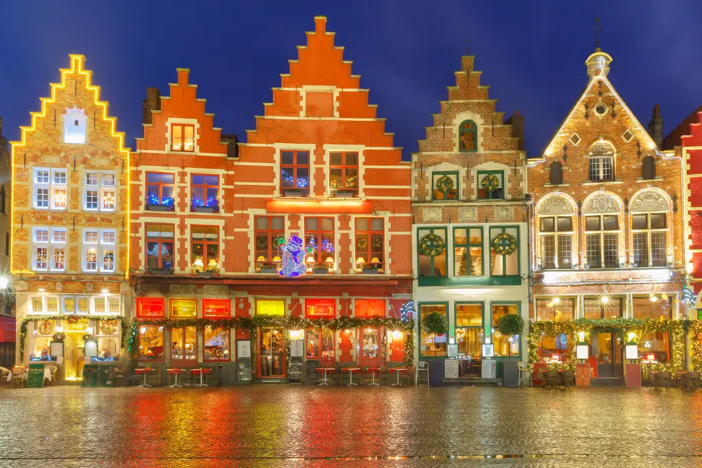 Christmas in Bruges – 6500 piece jigsaw puzzle on JigsawFusion