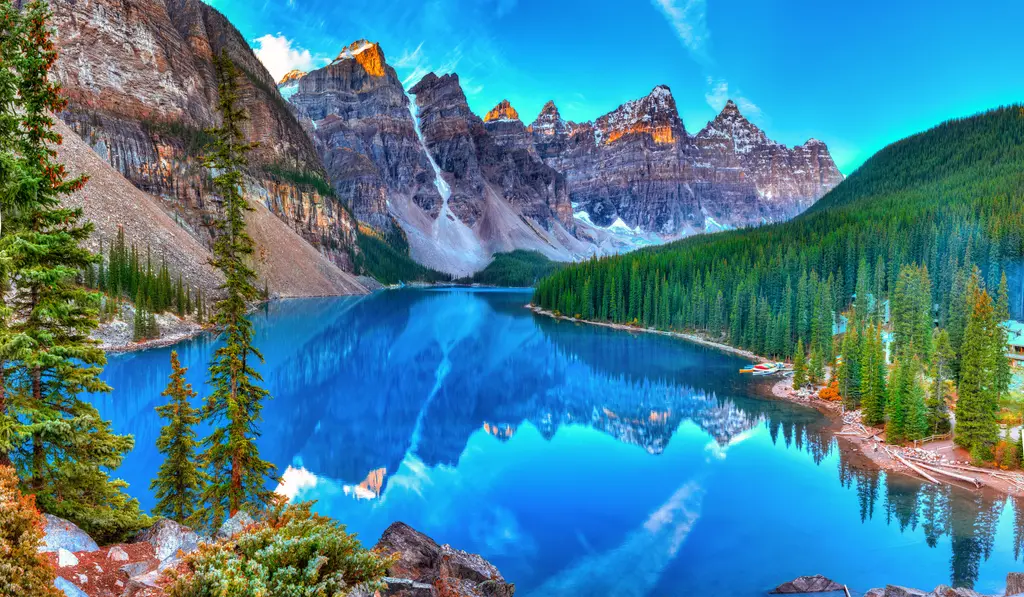 Rocky Mountains Lake – 4000 piece jigsaw puzzle on JigsawFusion
