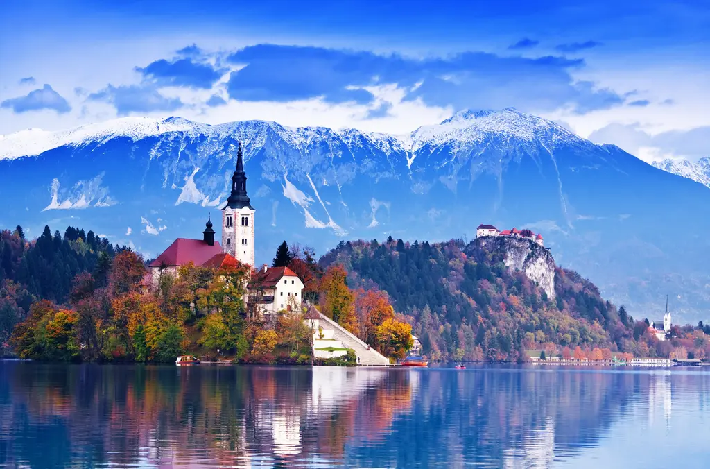 Bled Reflections – 7500 piece jigsaw puzzle on JigsawFusion