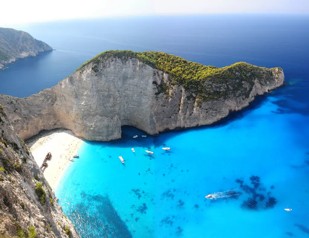 Navagio’s Hidden Treasure – 7500 piece jigsaw puzzle on JigsawFusion