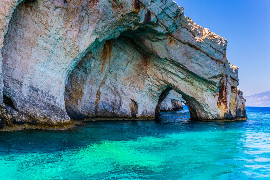 Zakynthos Blue Sea Caves – 7000 piece jigsaw puzzle on JigsawFusion